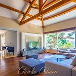 Villa Mahana