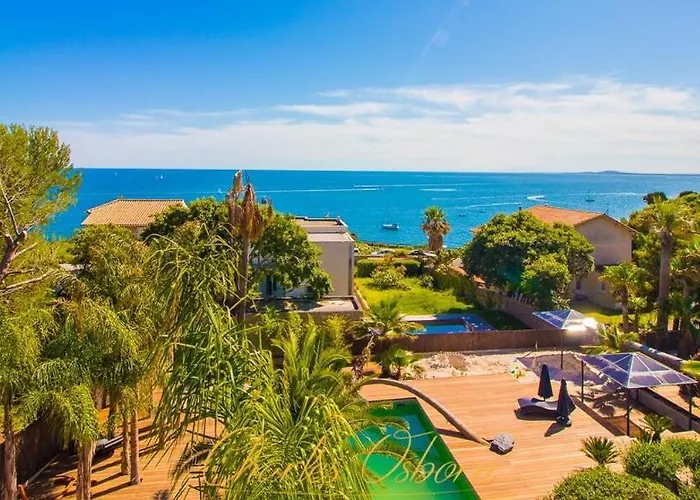 Villa Mahana